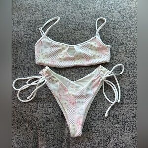 Frankie’s Bikinis x Sydney Sweeney | Top + Bottom